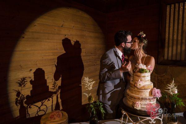 Candid wedding photos-cake cutting