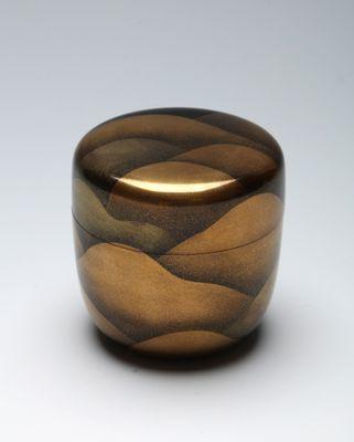 Eizo Ippyosai (b. 1942) Tea Caddy with Distant Mountains Showa era (126-1989), 1980s H 3 in.