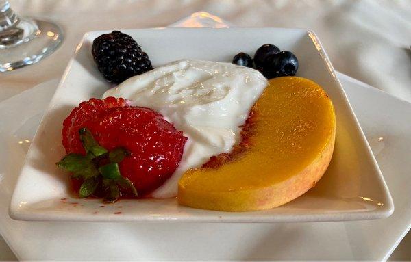 Yogurt Cream with fresh fruit