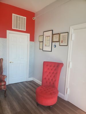 Lounge Reception area Zen Retreat in Franklin Square NY.