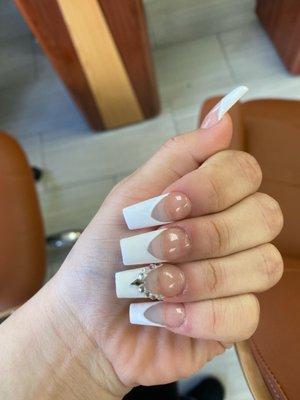 nails