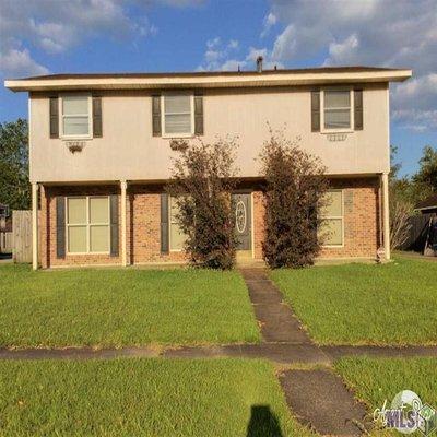 My buyer closed on this house in January 2018!