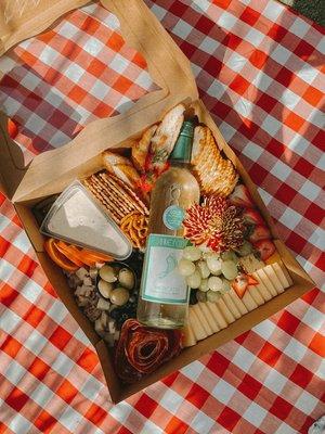 Picnic box.