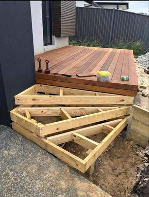 Deck stairs