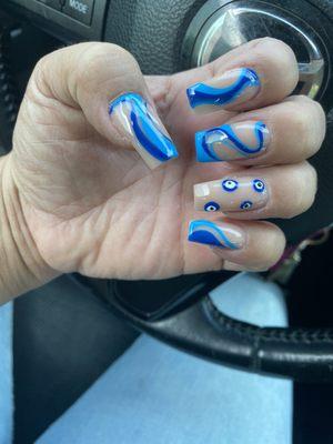 Royalti Nails and Spa