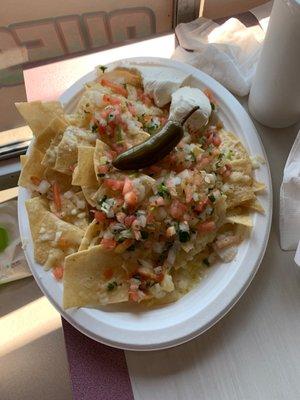 $5.50 reg nachos no meat