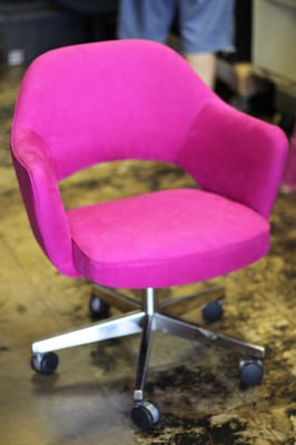 Pink Saarinen executive char (After)