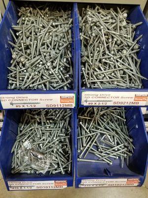 Large variety of screws