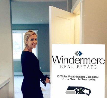 Elise Jones  - Windermere Real Estate