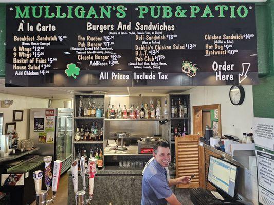 Mulligans Pub & Patio