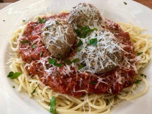 Spaghetti and meatballs