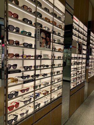 Sunglass Hut