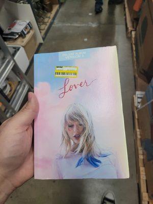 Taylor Swift Deluxe Edition 2$