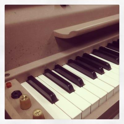 Wurlitzer 140B Electric Piano