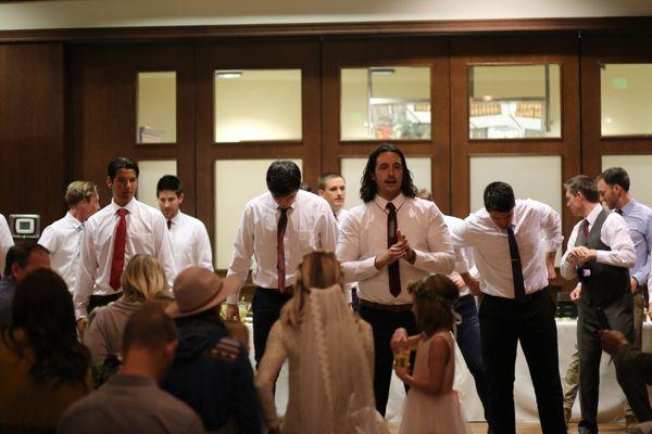 This groom dedicated a traditional dance to his bride