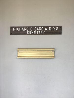 Richard D Garcia , DDS