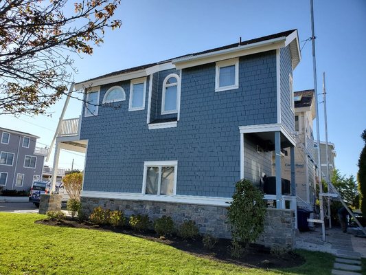 Siding, soffit, and Azek trim 4