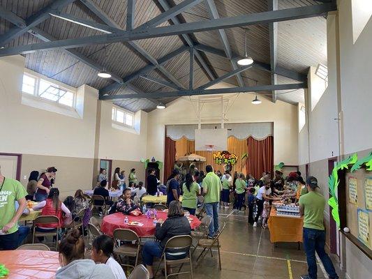 2021 VBS closing lunch with kids and parents from the community