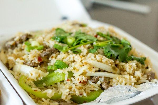 Spicy fried rice with beef