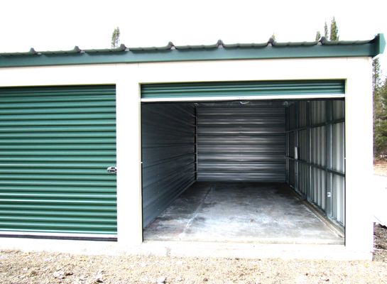 Barnes Family Storage