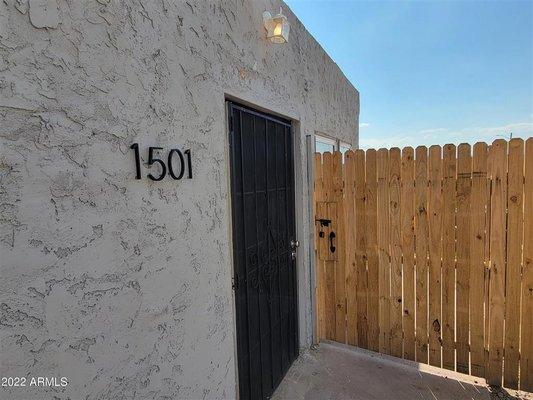 LEASED - 1501 W Hadley Street Phoenix, AZ 85007  500sf - $1,500/mo  (MLS #6348439)