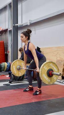 Athletic Lab has an active weightlifting team with the best equipment and dedicated platforms.