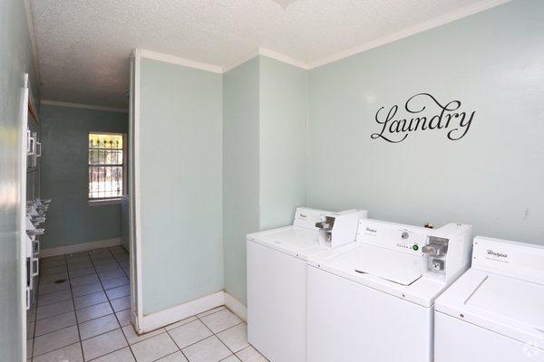 2 Great Laundry Facilities