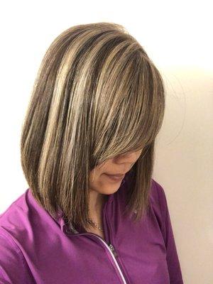 Bertha surprised me with amazing color! I only ask-'can I get into platinum to cover my gray?' And whalaaa!! Thanks Bertha!..