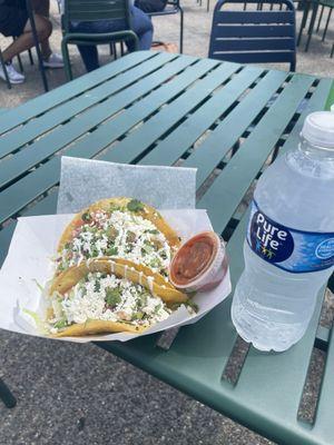 Lunch special - three tacos with a drink