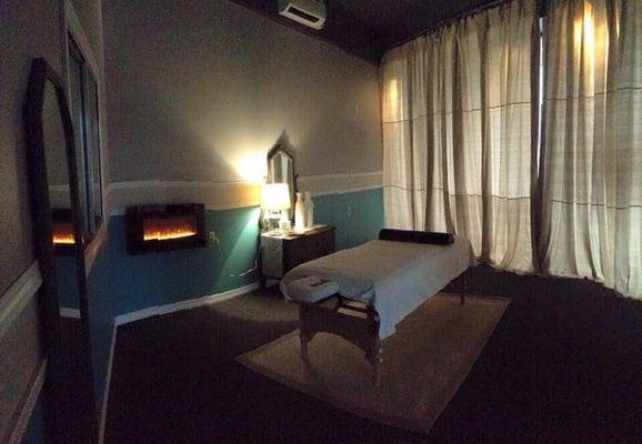 Such a calming room with three massage therapists to choose from.