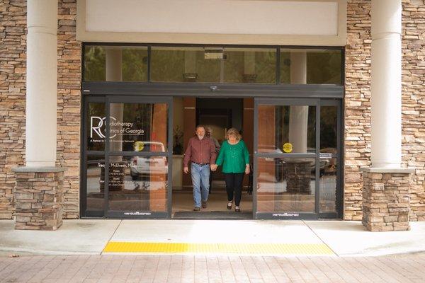 Outside entrance, Radiotherapy Clinics of Georgia - Snellville.