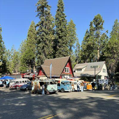 VW meet up at the Hungry Hut