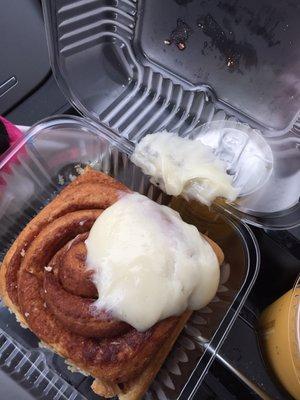 Service has definitely gone down the toilet. Who doesn't love a cinnamon roll with a tiny bit of frosting (mostly on the container).