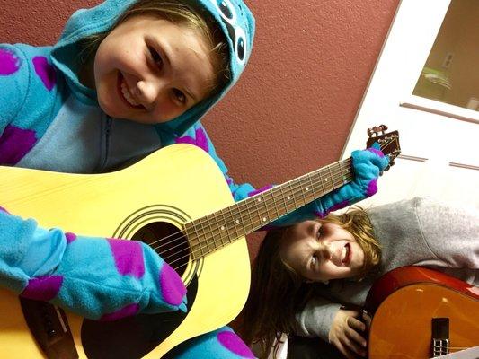 Laurie BoeDee makes guitar lessons fun!