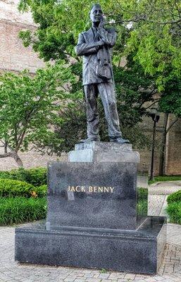 Jack Benny Statue in Jack Benny Plaza