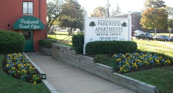 Parkwood Apartments Office