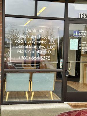 Dentists names and phone number