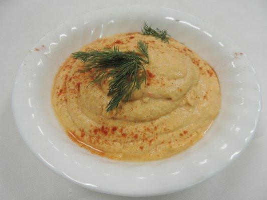 Raw,garbanzo hummus