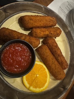 ITALIAN BREADED MOZZARELLA CHEESE STICKS