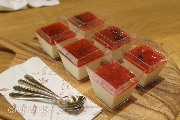 Panna Cotta Ai Frutti Di Bosco