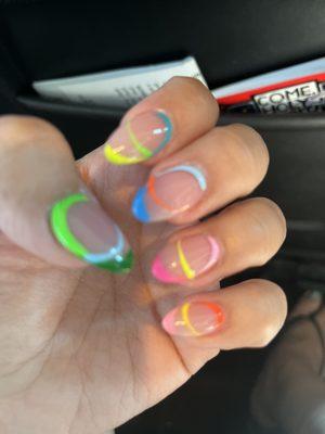 Love these summer nails