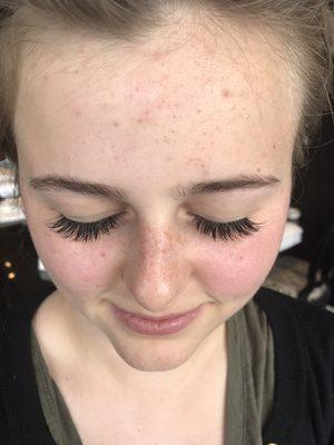 A  beautiful classic full set of lashes done by Angelina