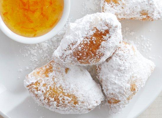 Another Broken Egg Cafe Biscuit Beignets