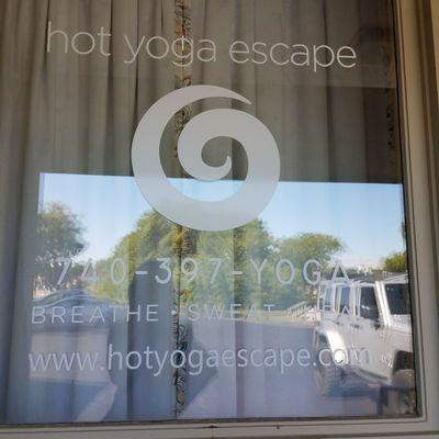 Hot Yoga Escspe