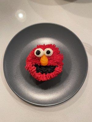 Elmo cupcake was delicious.