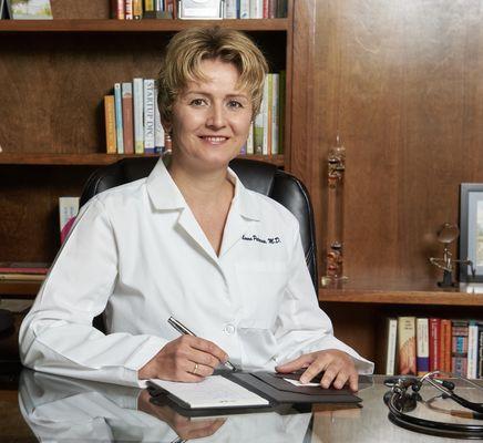 Dr. Laura Petrescu MD,CPE,DipACLM, Founder and CEO