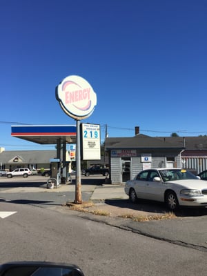 Energy Gas Medway -- 73 Main Street / Route 109, Medway             Sign