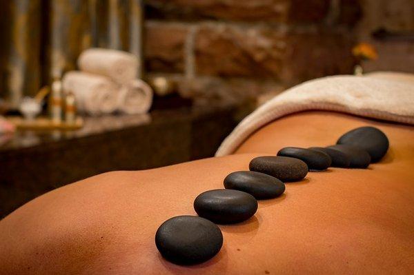 Hot Stone Therapy by Seasoned Therapist