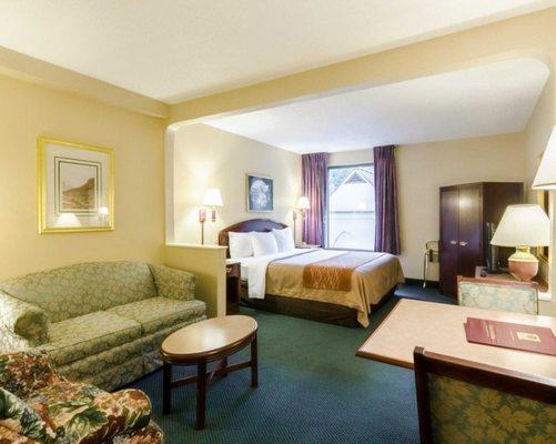 Comfort Inn & Suites