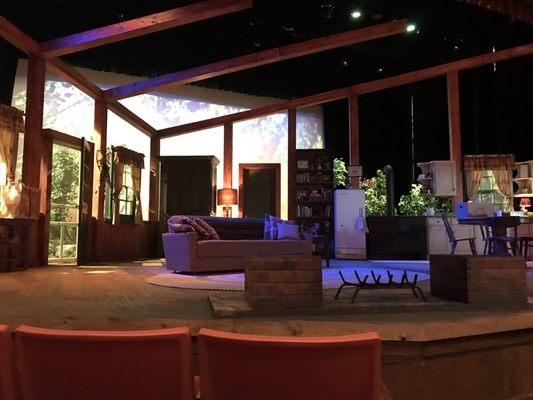 Stage setting for the play, Weekend Comedy